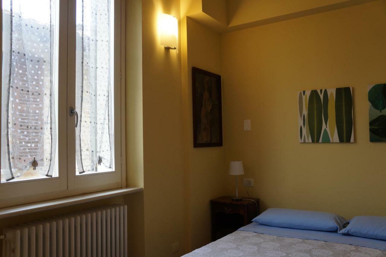 Bed and Breakfast Il Vicolo 48 Pesaro Exterior foto